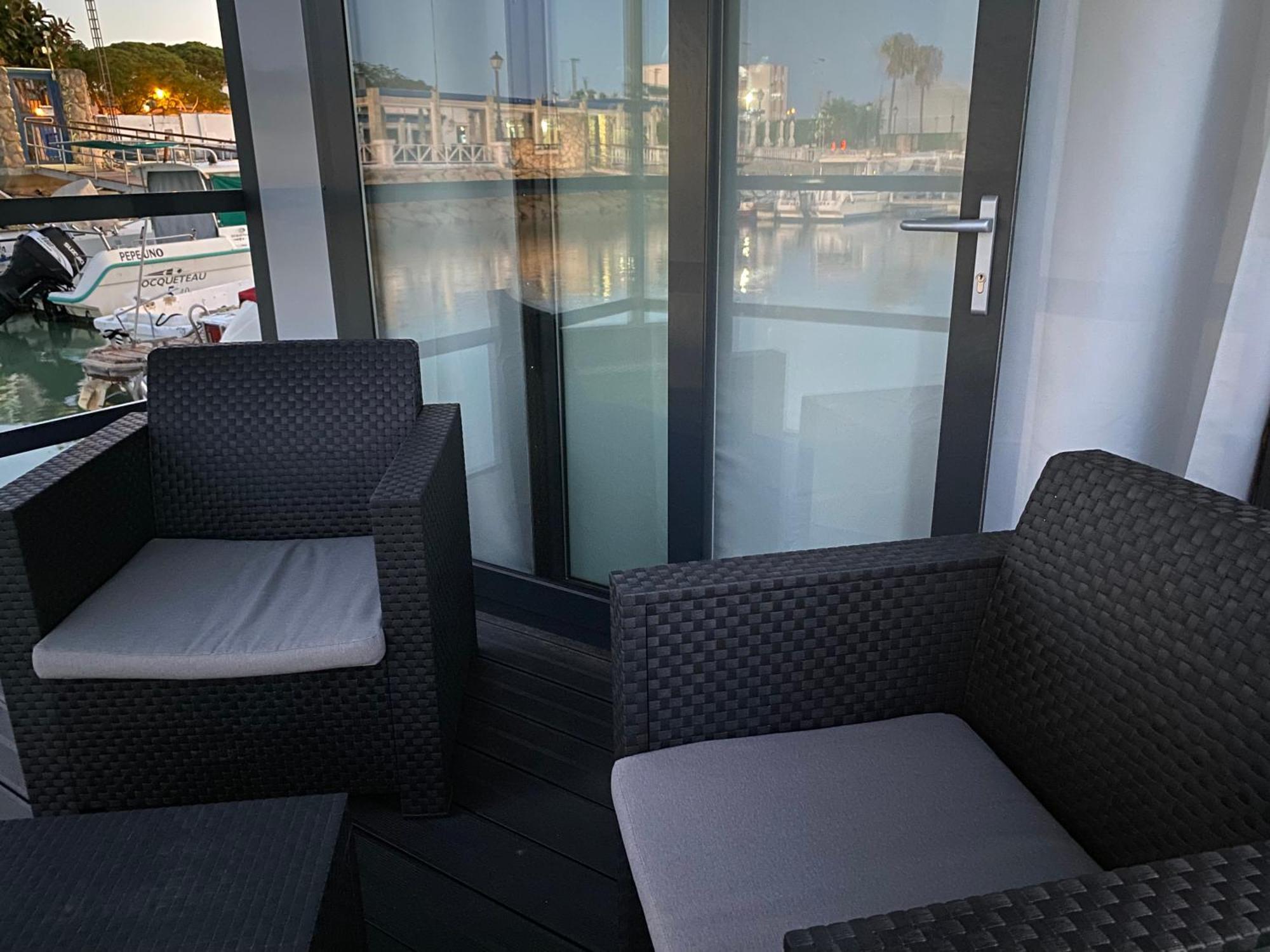 Hotel Houseboat Cadiz El Puerto - Casa Flotante El Puerto de Santa María Esterno foto